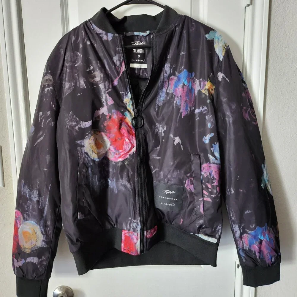 RARE Creamsoda Puffer Jacket, Amazing Design And Quality A Must Have - Picture 3 of 16